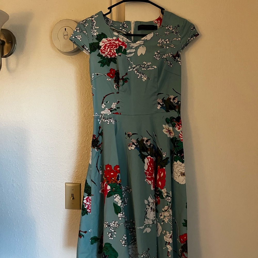 Floral Cap Sleeve Dress - Green and Red
